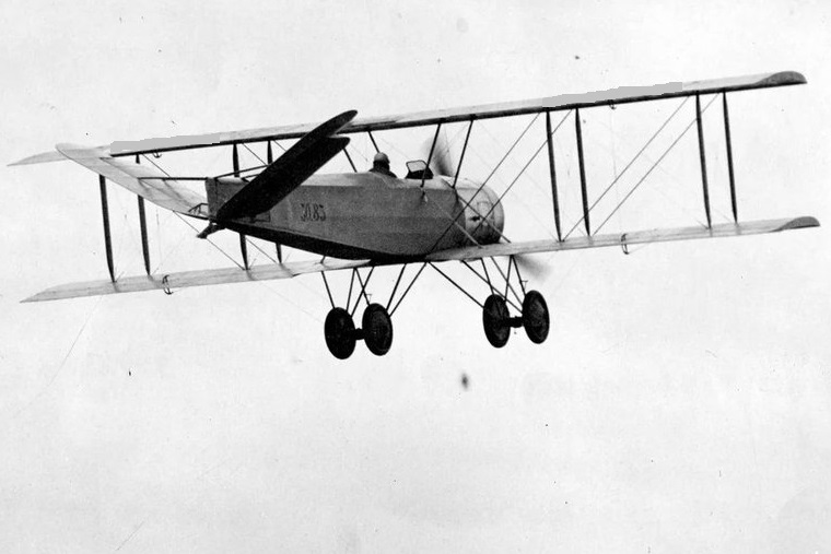 Avionmystère190.jpg