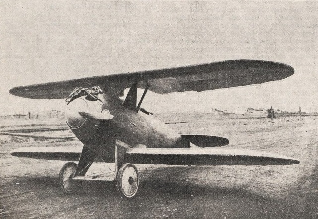 Avionmystère221.jpg